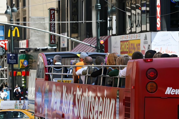 NYC Hop-on Hop-off Sightseeing Tour by Open-top Bus