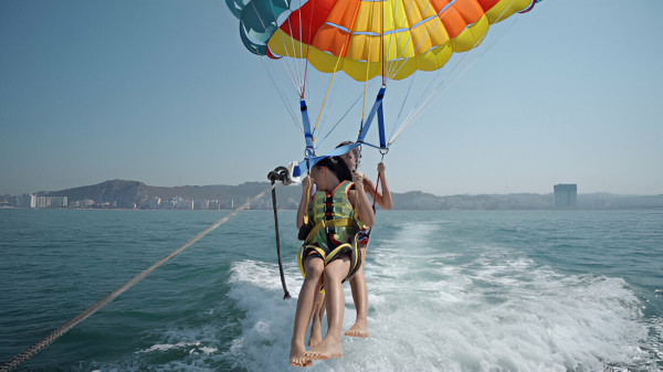 Parasailing & Jet Ski in Cancun